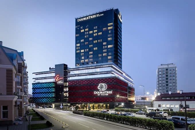Отель DoubleTree by Hilton Minsk